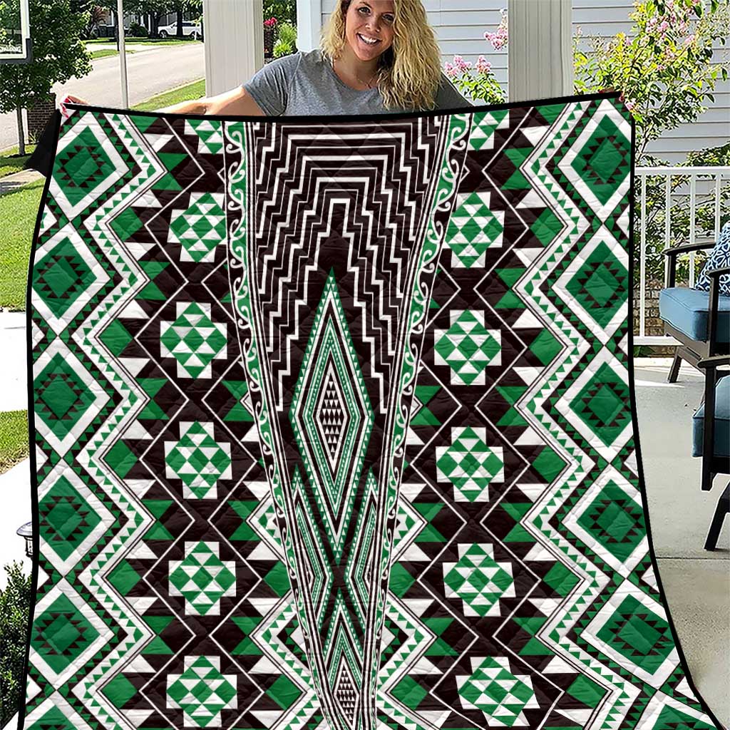 Green Aotearoa Tukutuku and Poutama Motif Quilt LT03 Green - Polynesian Pride
