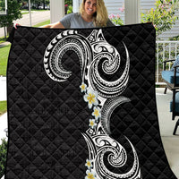 Aloha Polynesian Plumeria Flower Quilt Black White Color