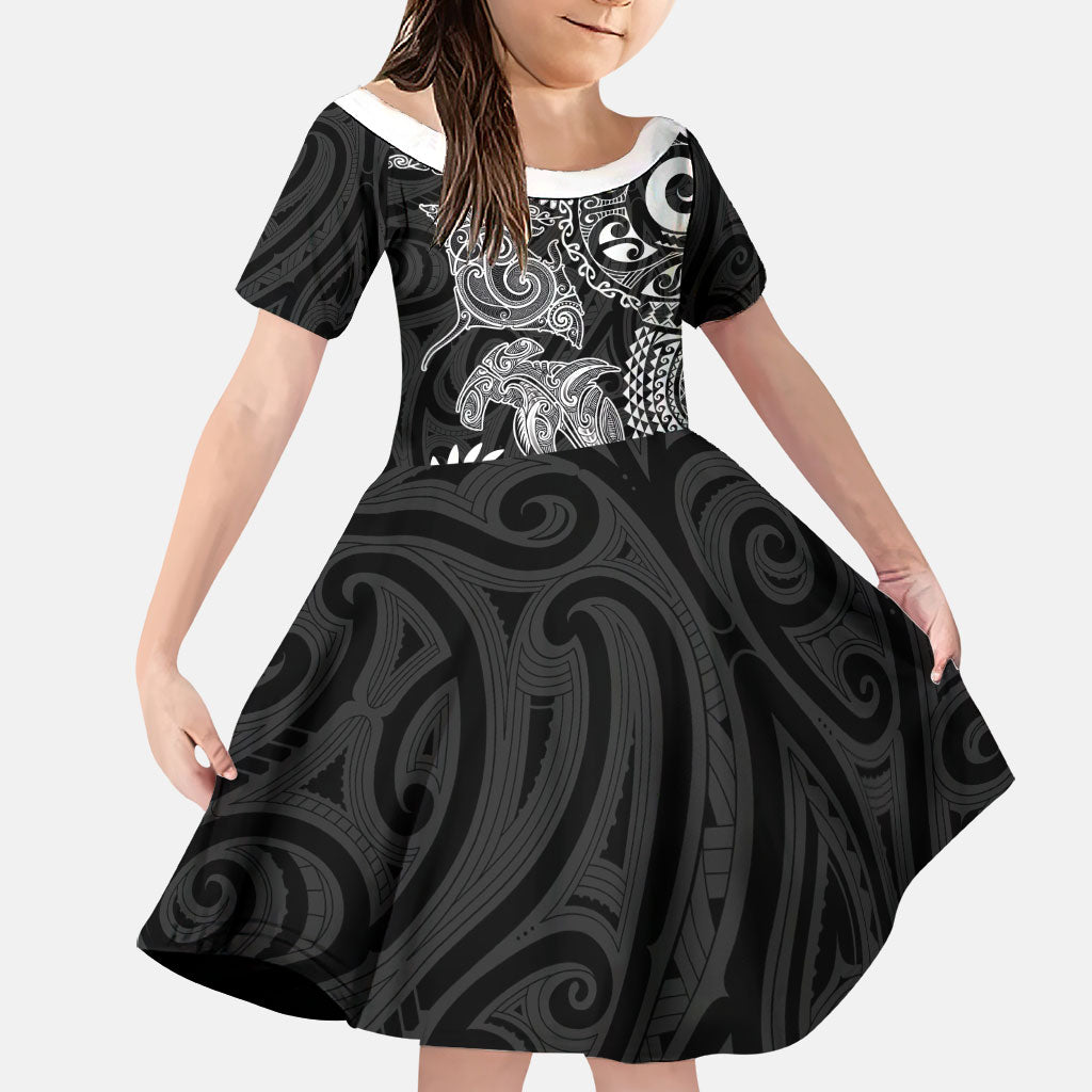 Aotearoa Maori Sea Animals Tribal Family Matching Puletasi and Hawaiian Shirt Manta Ray and Shark Moko Pattern Black Color