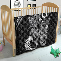Aotearoa Maori Sea Animals Tribal Quilt Manta Ray and Shark Moko Pattern Black Color