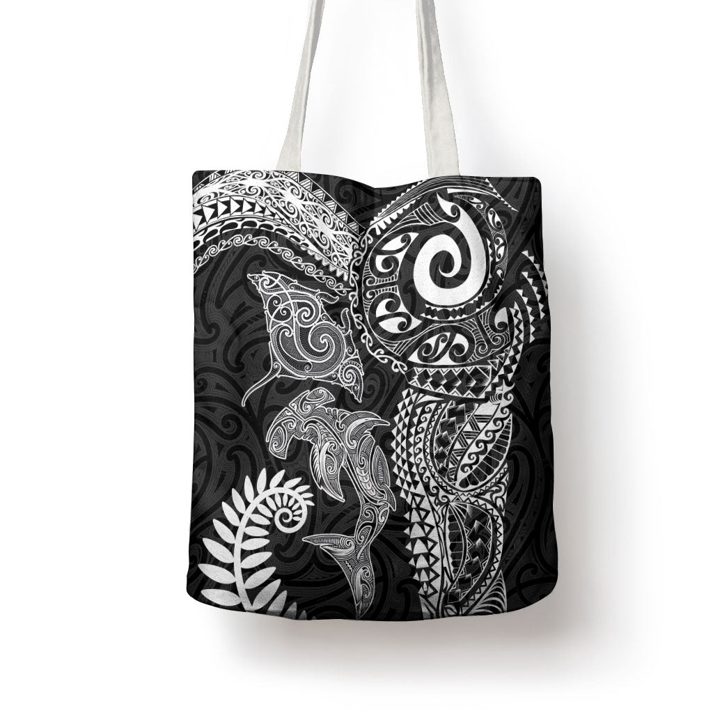 Aotearoa Maori Sea Animals Tribal Tote Bag Manta Ray and Shark Moko Pattern Black Color LT03 - Polynesian Pride