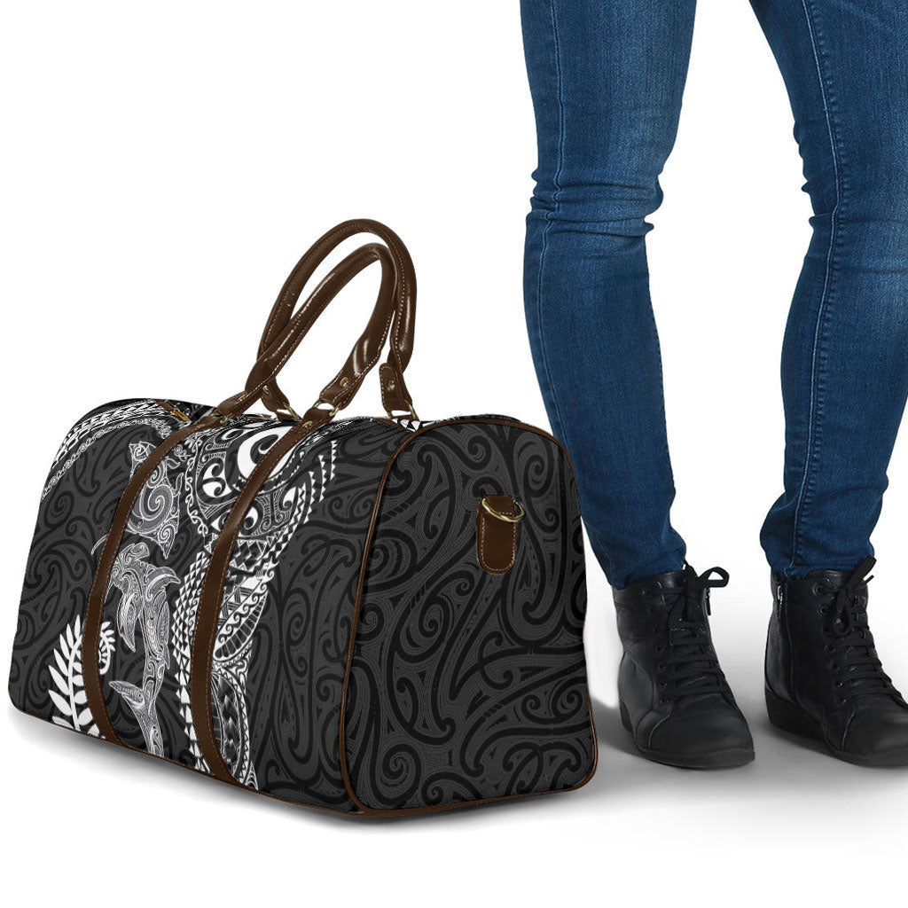 Aotearoa Maori Sea Animals Tribal Travel Bag Manta Ray and Shark Moko Pattern Black Color