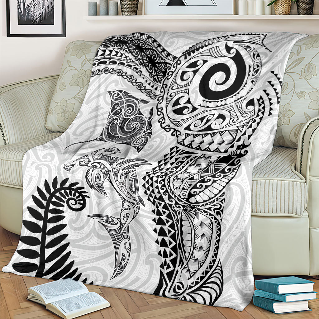 Aotearoa Maori Sea Animals Tribal Blanket Manta Ray and Shark Moko Pattern White Color LT03 - Polynesian Pride