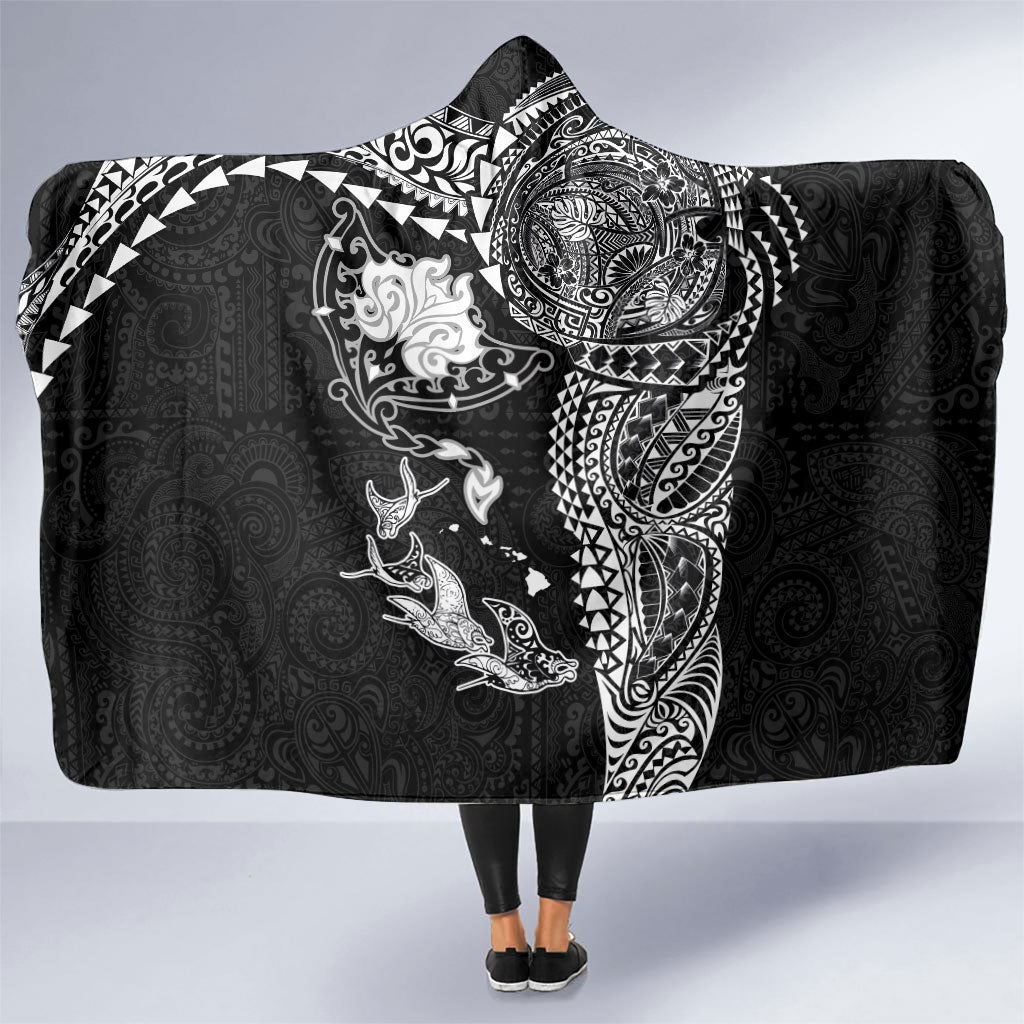 Hawaiian Manta Ray Tribal Hooded Blanket Polynesian Art Motifs Black Color LT03 One Size Black - Polynesian Pride