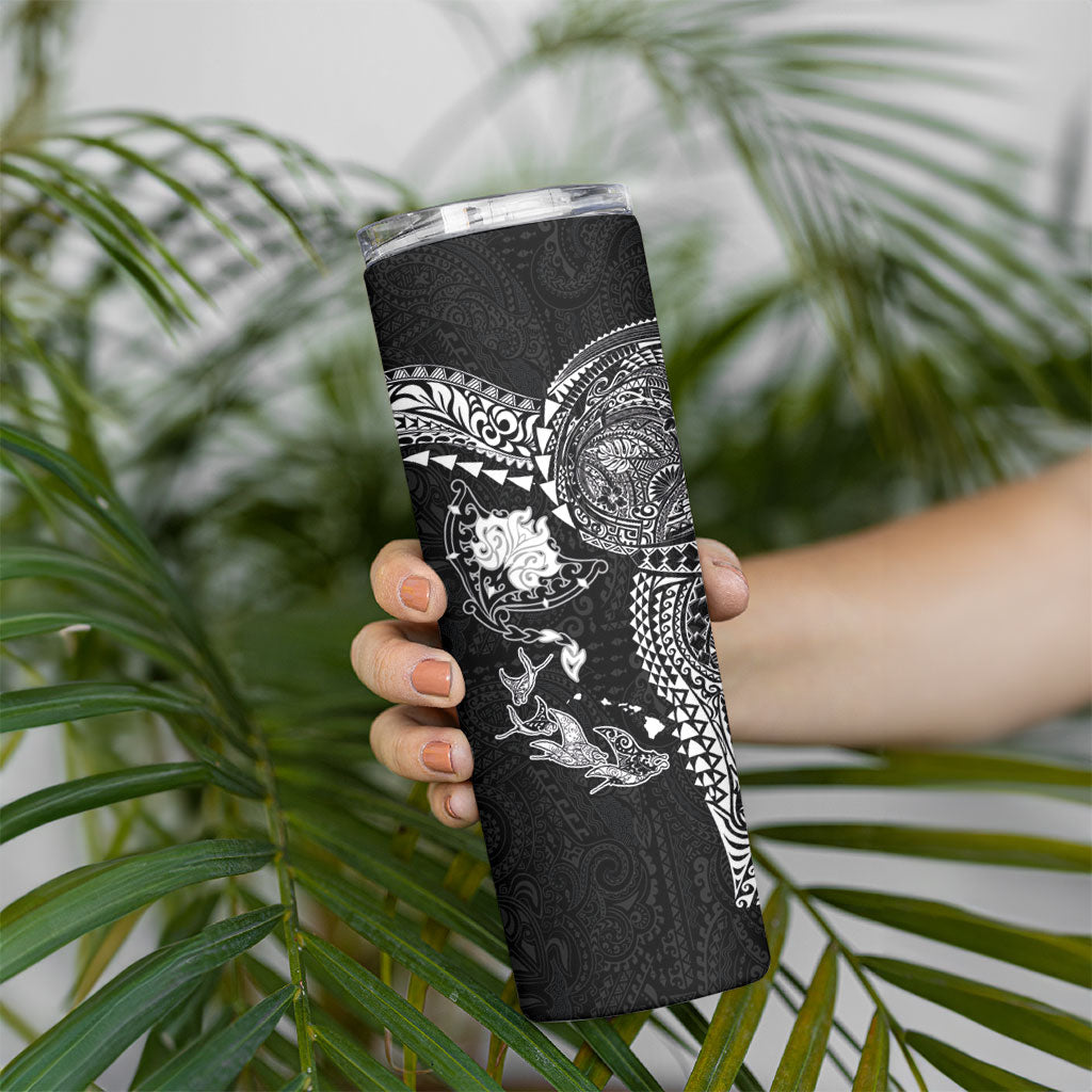 Hawaiian Manta Ray Tribal Skinny Tumbler Polynesian Art Motifs Black Color