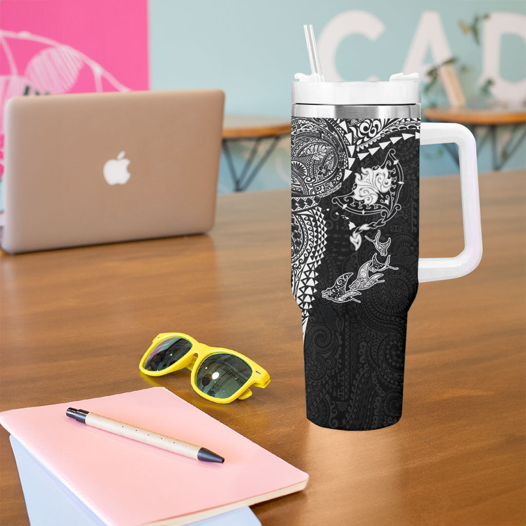Hawaiian Manta Ray Tribal Tumbler With Handle Polynesian Art Motifs Black Color