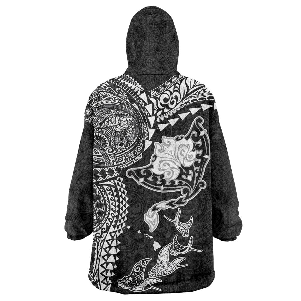 Hawaiian Manta Ray Tribal Wearable Blanket Hoodie Polynesian Art Motifs Black Color