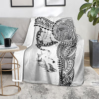 Hawaiian Manta Ray Tribal Blanket Polynesian Art Motifs White Color LT03 - Polynesian Pride