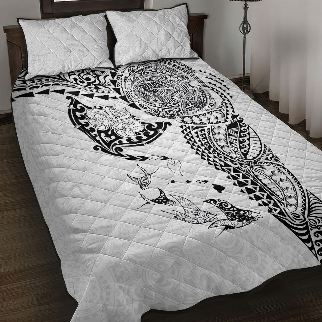 Hawaiian Manta Ray Tribal Quilt Bed Set Polynesian Art Motifs White Color