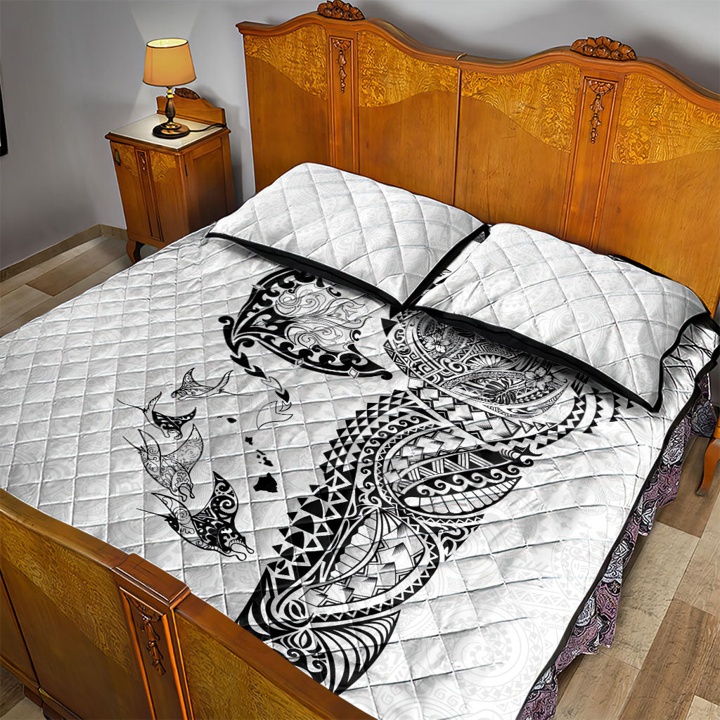 Hawaiian Manta Ray Tribal Quilt Bed Set Polynesian Art Motifs White Color