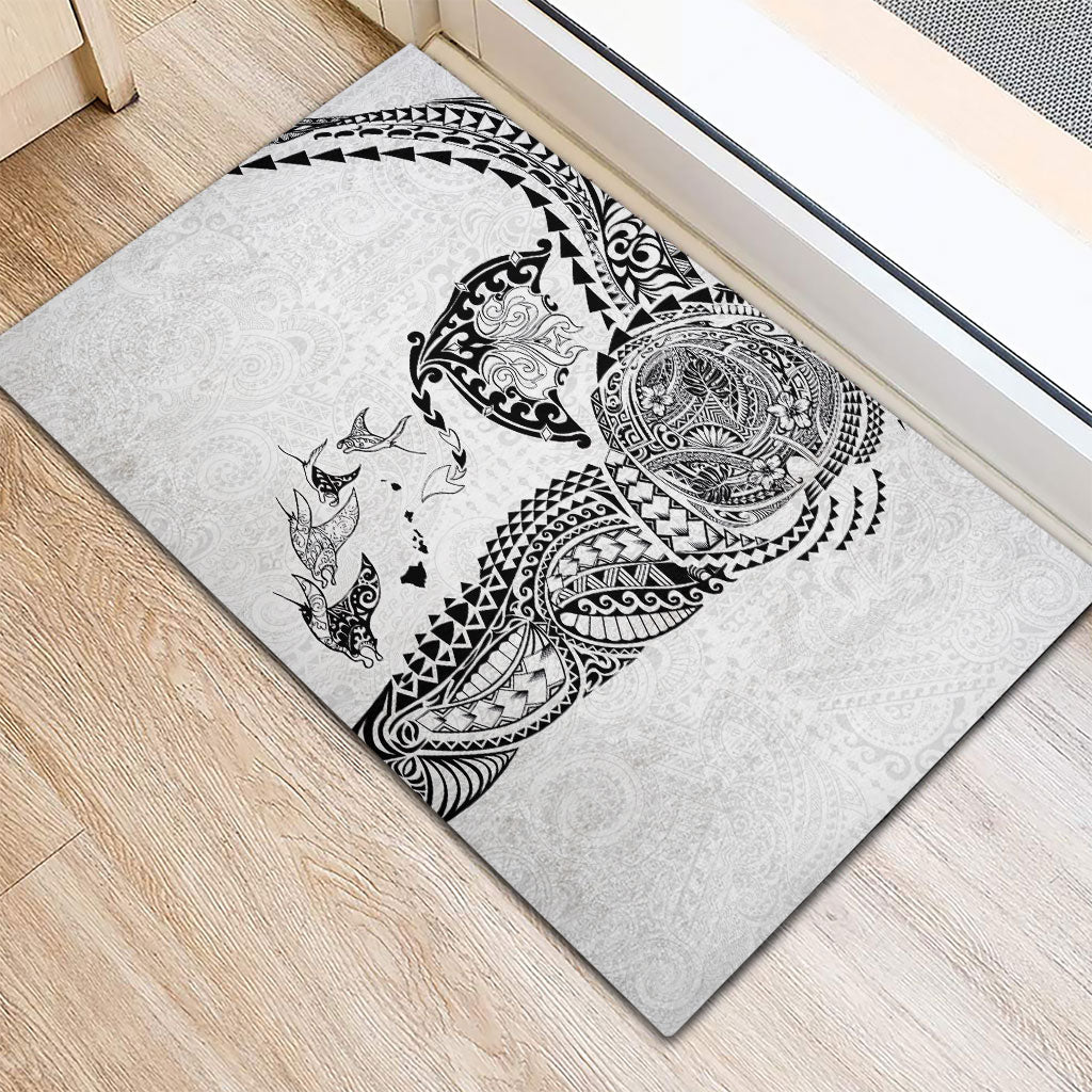 Hawaiian Manta Ray Tribal Rubber Doormat Polynesian Art Motifs White Color