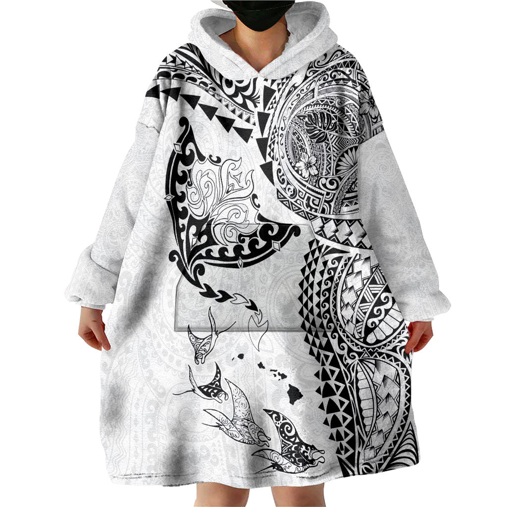 Hawaiian Manta Ray Tribal Wearable Blanket Hoodie Polynesian Art Motifs White Color