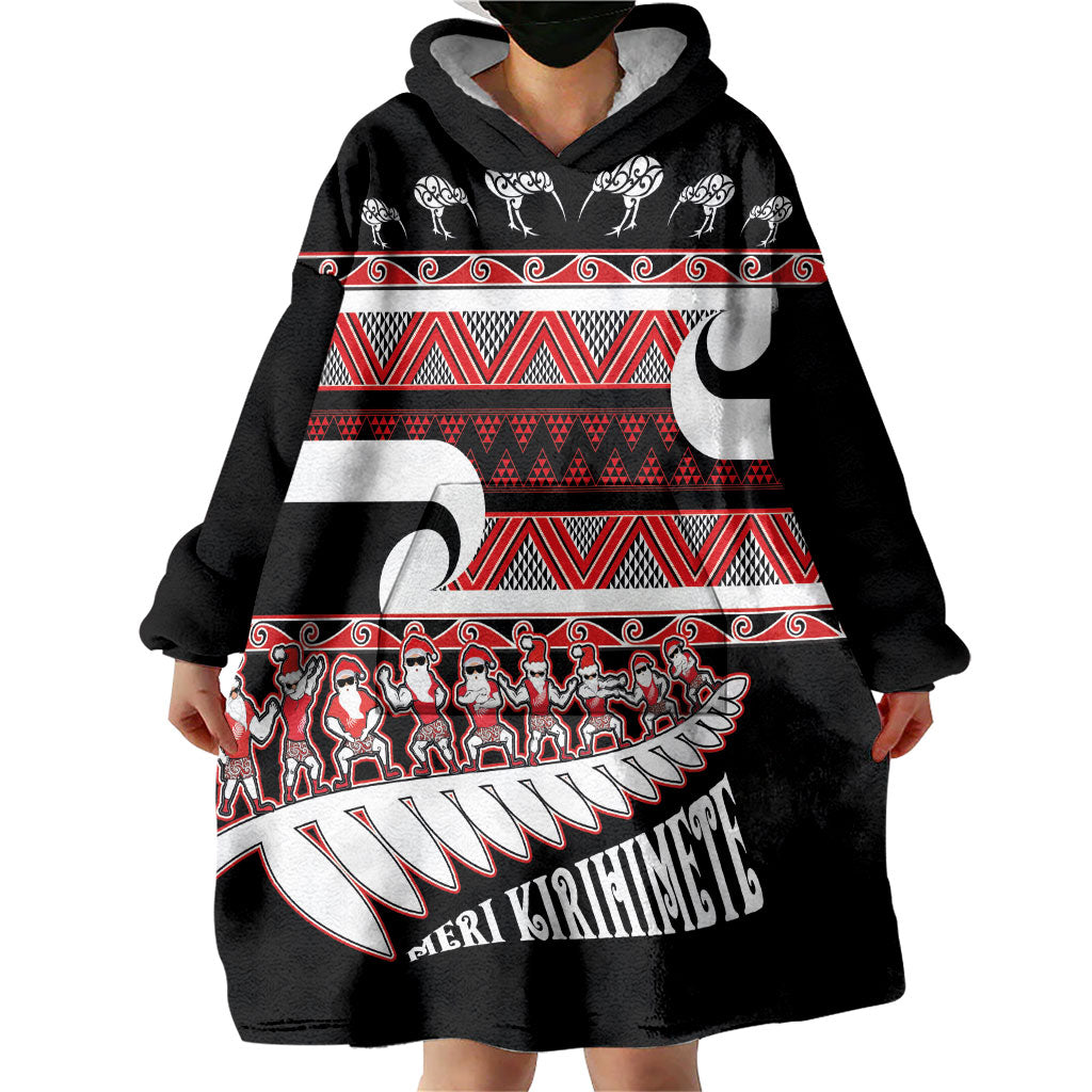 New Zealand Christmas Wearable Blanket Hoodie Funny Santa Claus Haka Dance with Tukutuku
