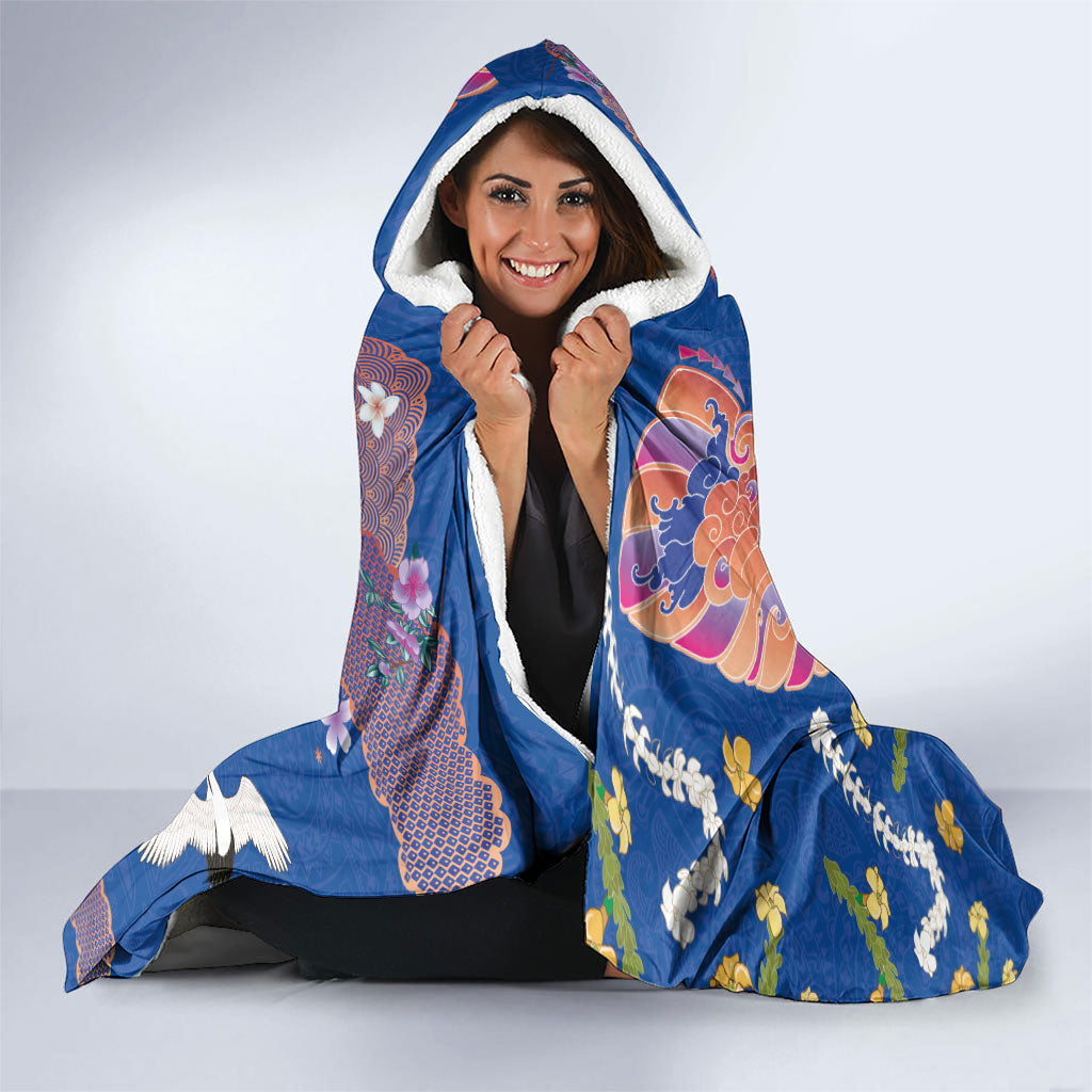Hawaiian and Japanese Culture Together Hooded Blanket Kakau Tribal Pattern and Irezumi Art Blue Color LT03 - Polynesian Pride