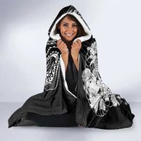 Japanese Irezumi and Hawaiian Polynesian Art Tattoo Hooded Blanket Black Color - Polynesian Pride