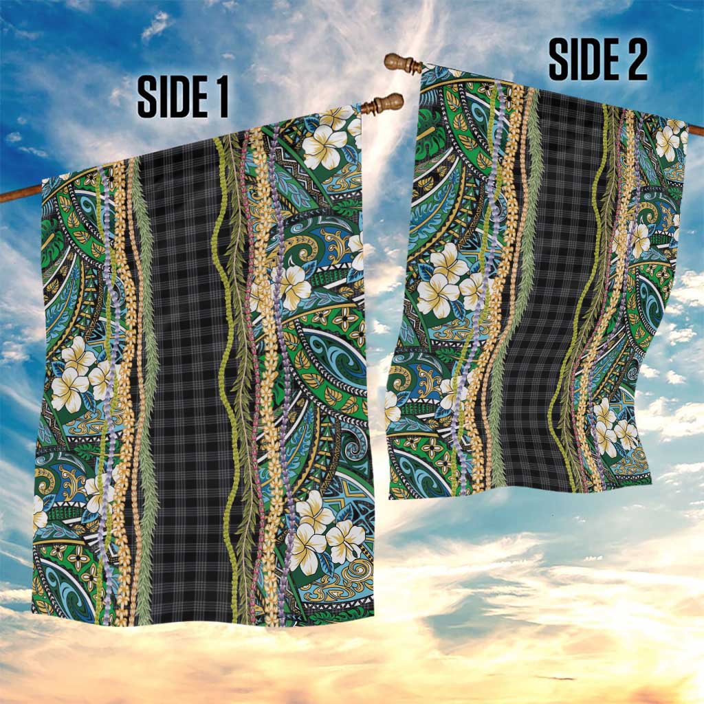 Hawaiian Art Flower Tribal with Lei Garden Flag Palaka Pattern Black Color LT03 - Polynesian Pride