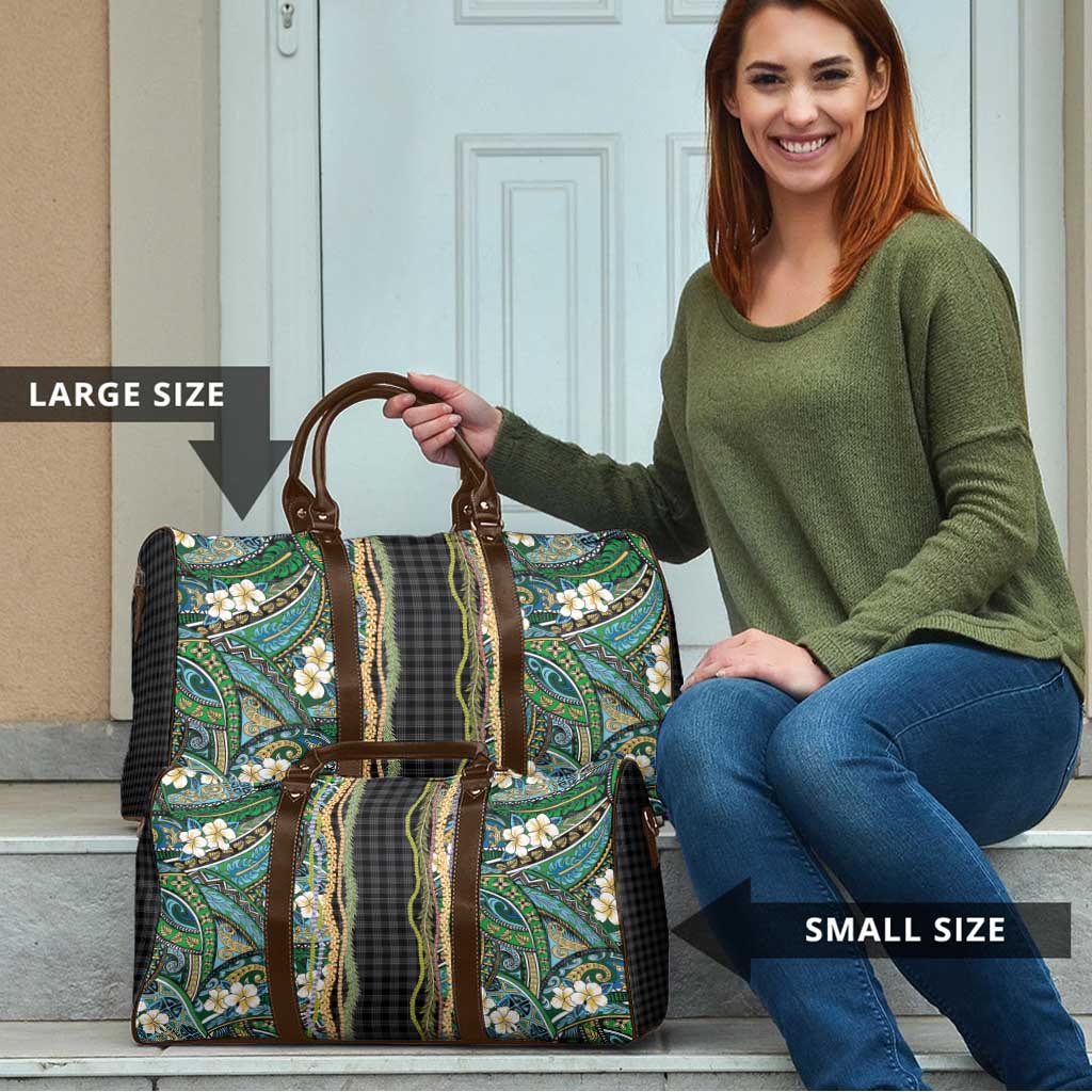 Hawaiian Art Flower Tribal with Lei Travel Bag Palaka Pattern Black Color - Polynesian Pride