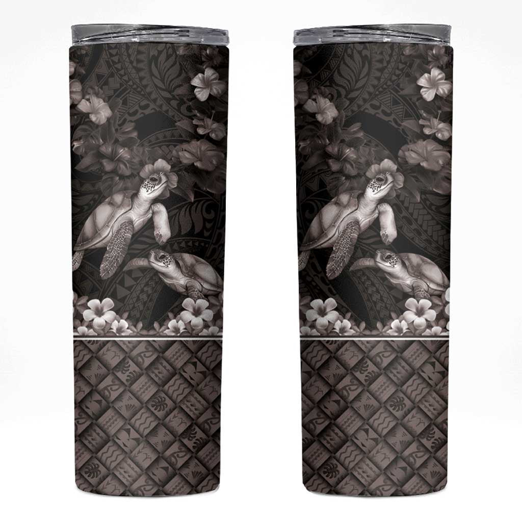 Hawaiian Lei Turtle and Plumeria Skinny Tumbler Polynerian Art Tattoo-Grayscale Mode