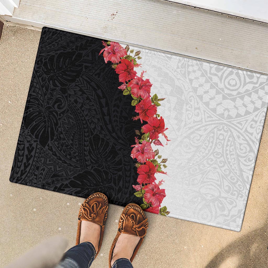 Hawaii Red Hibiscus Flowers Rubber Doormat Polynesian Pattern With Half Black White Version