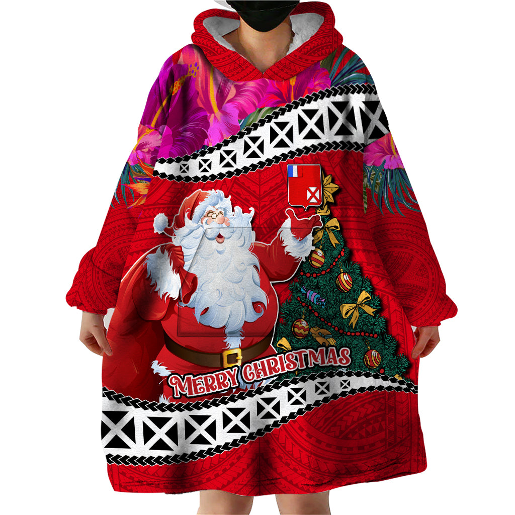 Wallis and Futuna Christmas Wearable Blanket Hoodie Santa Claus Holding Coat of Arms Polynesian Xmas Style LT03 - Polynesian Pride