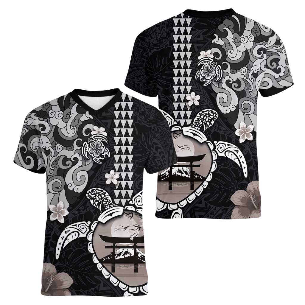 Hawaiian and Japanese Together Women V-Neck T-Shirt Japanese Culture and Turtle Kakau Tattoo Black Color