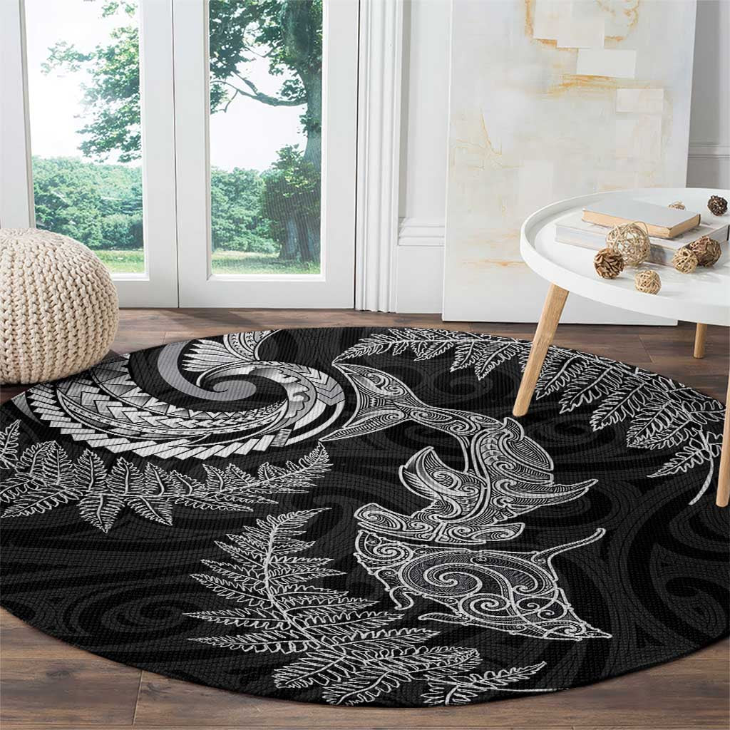 New Zealand Sea Animals with Maori Tribal Tattoo Round Carpet Shark Manta Ray with Silver Fern Black