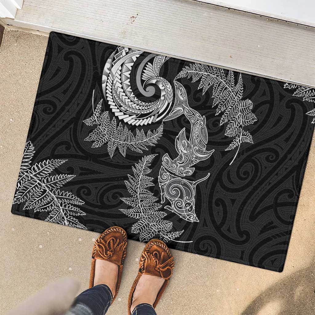 New Zealand Sea Animals with Maori Tribal Tattoo Rubber Doormat Shark Manta Ray with Silver Fern Black