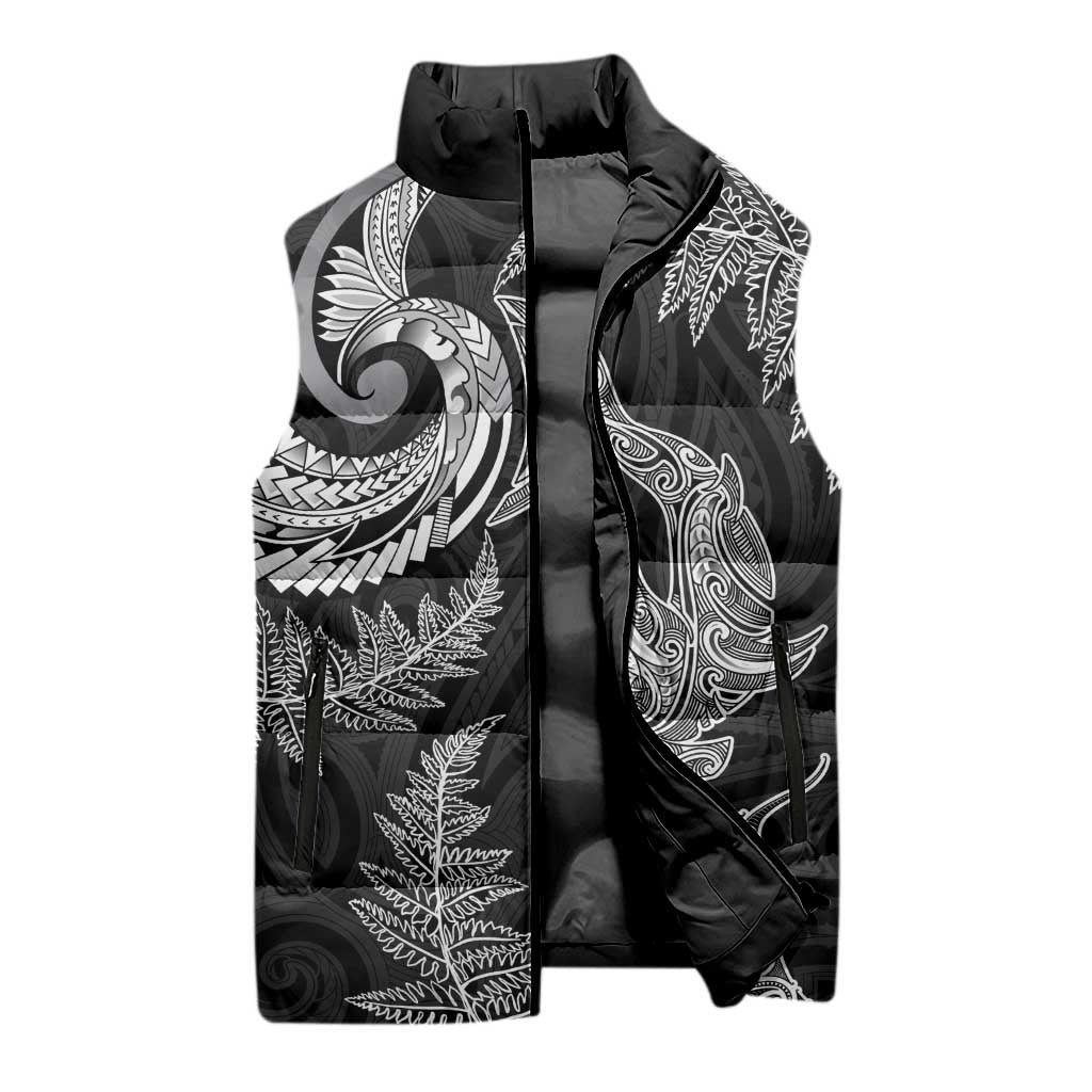 New Zealand Sea Animals with Maori Tribal Tattoo Sleeveless Puffer Jacket Shark Manta Ray with Silver Fern Black