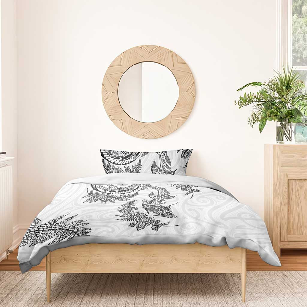 New Zealand Sea Animals with Maori Tribal Tattoo Bedding Set Shark Manta Ray with Silver Fern White