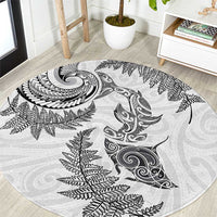 New Zealand Sea Animals with Maori Tribal Tattoo Round Carpet Shark Manta Ray with Silver Fern White