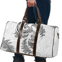 New Zealand Sea Animals with Maori Tribal Tattoo Travel Bag Shark Manta Ray with Silver Fern White