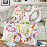 Hawaiian Kakau Tattoo Leis and Palaka Pattern Blanket Traditional Aloha Tribal White Color
