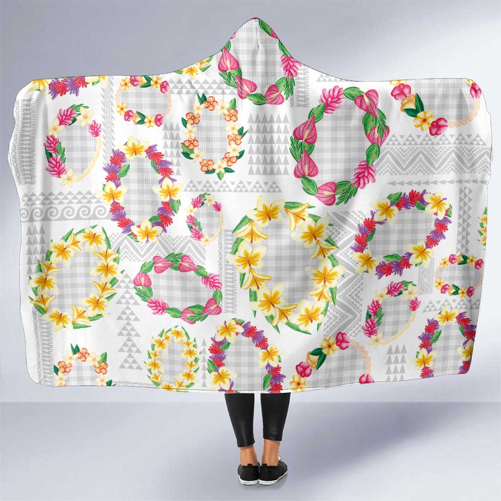 Hawaiian Kakau Tattoo Leis and Palaka Pattern Hooded Blanket Traditional Aloha Tribal White Color