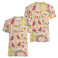 Hawaiian Kakau Tattoo Leis and Palaka Pattern Women V-Neck T-Shirt Traditional Aloha Tribal Beige Color