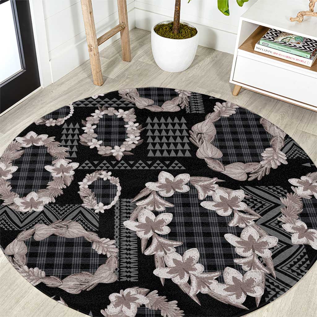 Hawaiian Leis Round Carpet Kakau Tattoos and Palaka Pastel Grayscale