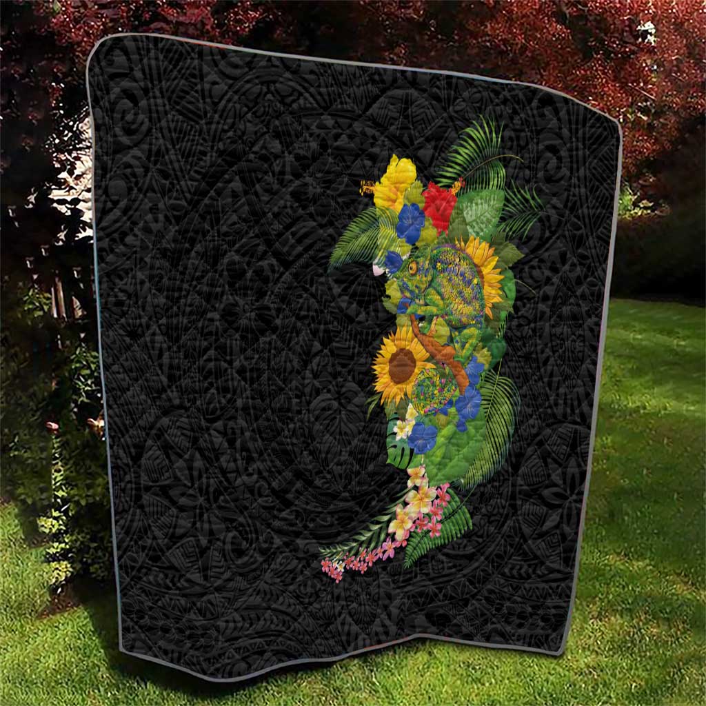 Hawaiian Tropical Plants and Chameleon Quilt Polynesian Art Colorful - Polynesian Pride