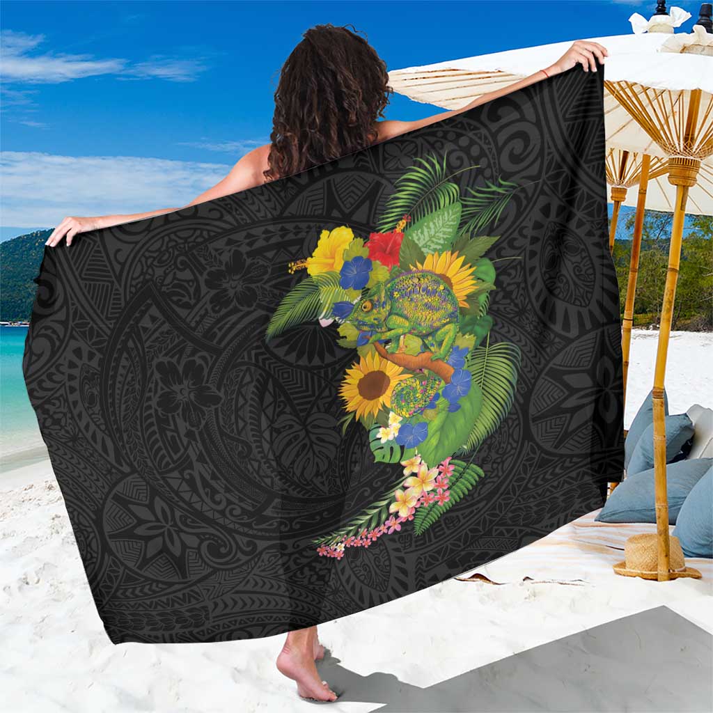 Hawaiian Tropical Plants and Chameleon Sarong Polynesian Art Colorful - Polynesian Pride