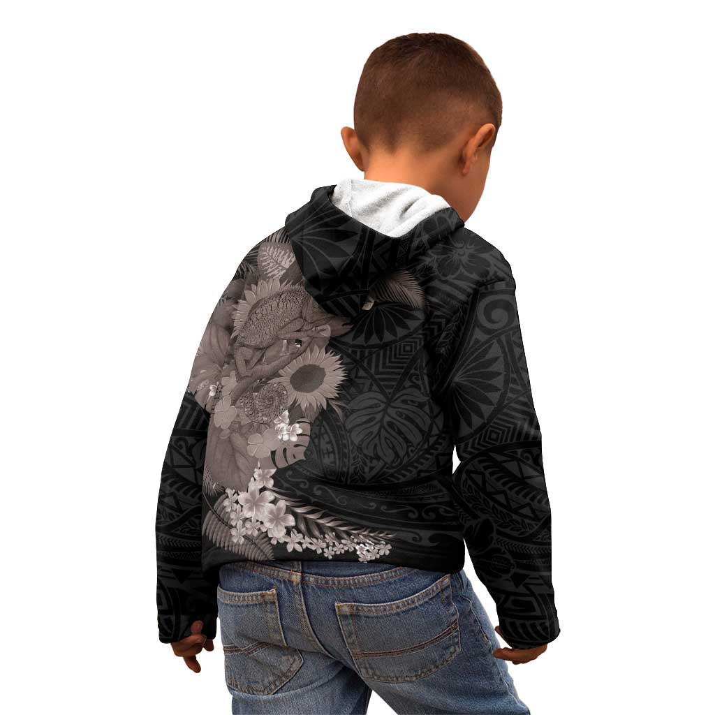 Hawaiian Tropical Plants and Chameleon Kid Hoodie Polynesian Art Grayscale - Polynesian Pride