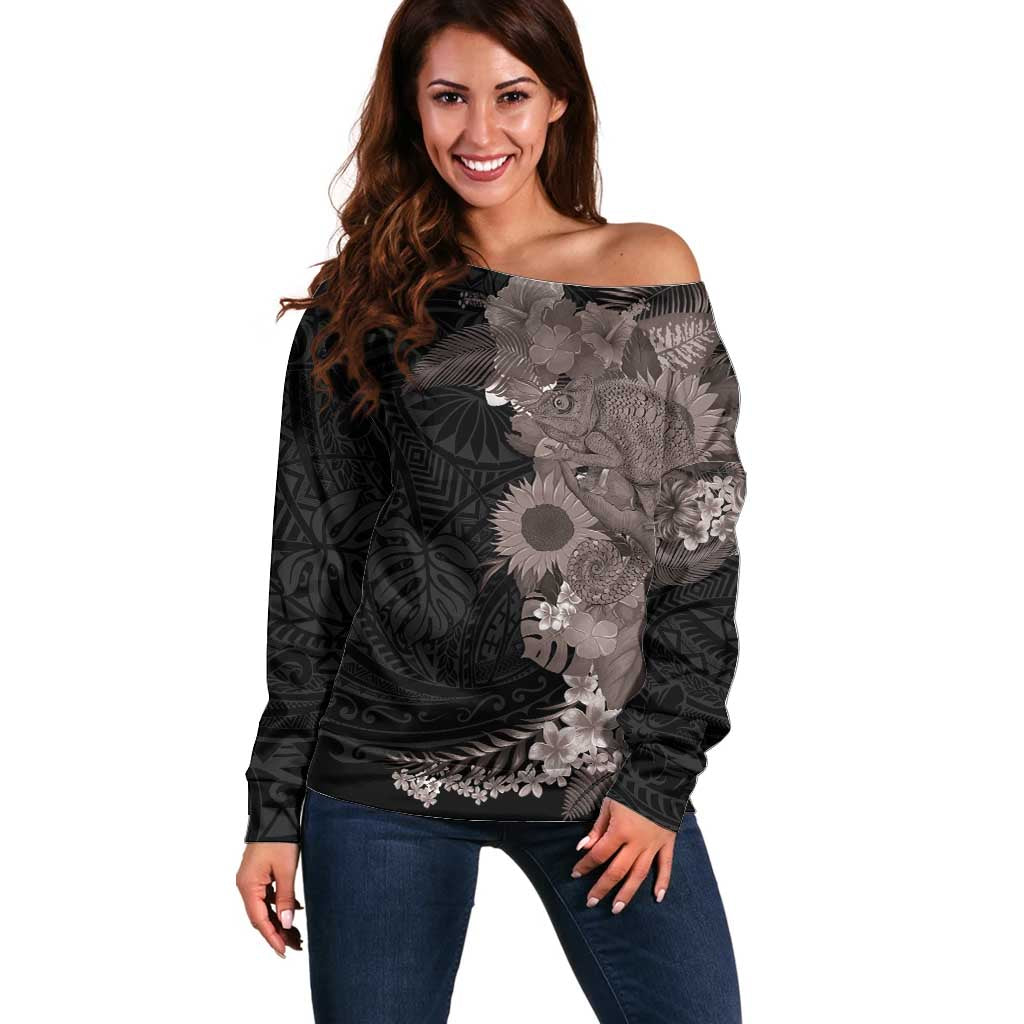 Hawaiian Tropical Plants and Chameleon Off Shoulder Sweater Polynesian Art Grayscale - Polynesian Pride