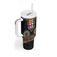 Fiji Coat of Arms Traditional Dashiki Tumbler With Handle Tapa Art and Palm Leaves Pattern Black Color - Polynesian Pride