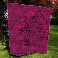 Hawaiian Whales Polynesian Art Motifs Quilt Pink Color - Polynesian Pride