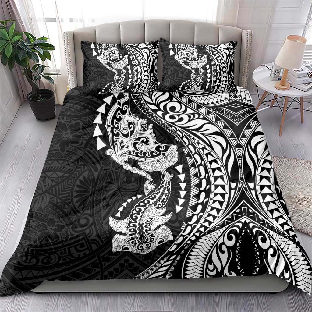 Hawaiian Manta Ray and Hammerhead Shark Tribal Tattoo Bedding Set with Polynesian Tribal Pattern Black-White Color