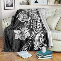 Hawaiian Manta Ray and Hammerhead Shark Tribal Tattoo Blanket with Polynesian Tribal Pattern Black-White Color LT03 Multicolor - Polynesian Pride