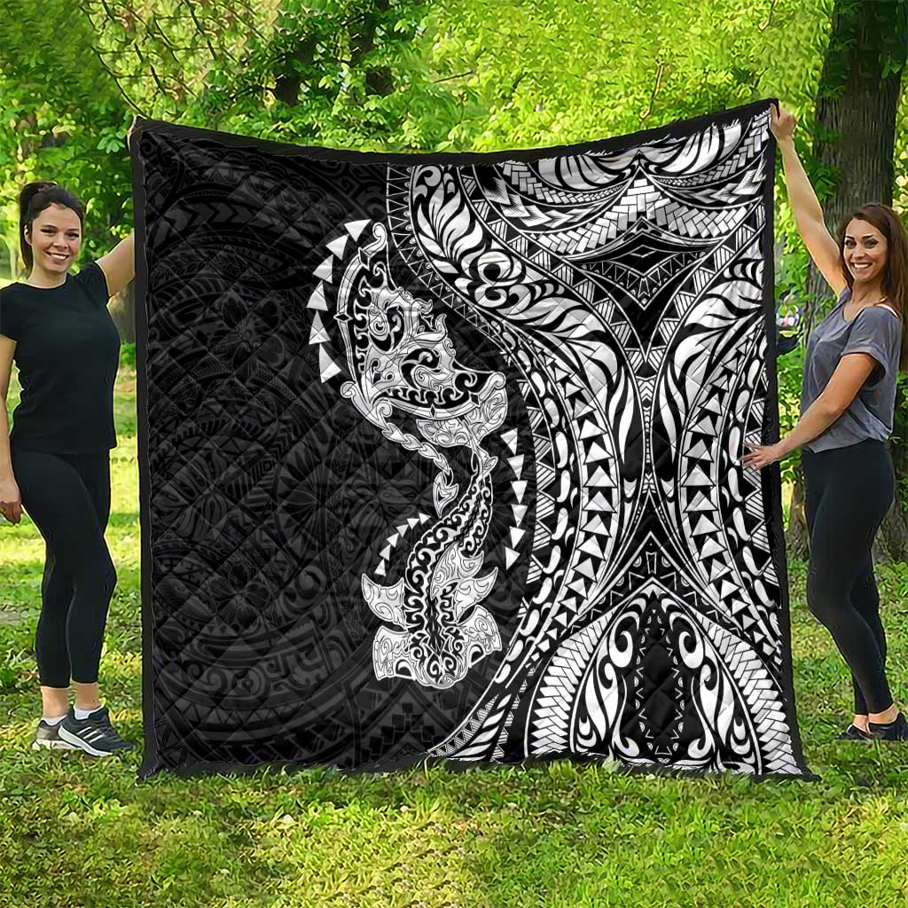Hawaiian Manta Ray and Hammerhead Shark Tribal Tattoo Quilt with Polynesian Tribal Pattern Black-White Color LT03 - Polynesian Pride