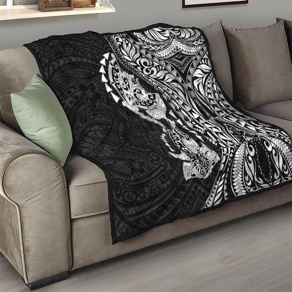 Hawaiian Manta Ray and Hammerhead Shark Tribal Tattoo Quilt with Polynesian Tribal Pattern Black-White Color LT03 - Polynesian Pride