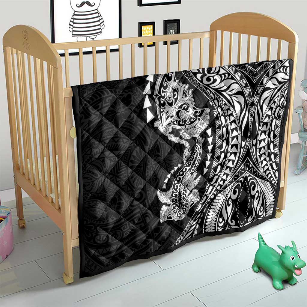 Hawaiian Manta Ray and Hammerhead Shark Tribal Tattoo Quilt with Polynesian Tribal Pattern Black-White Color LT03 - Polynesian Pride