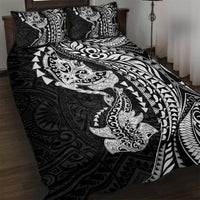 Hawaiian Manta Ray and Hammerhead Shark Tribal Tattoo Quilt Bed Set with Polynesian Tribal Pattern Black-White Color
