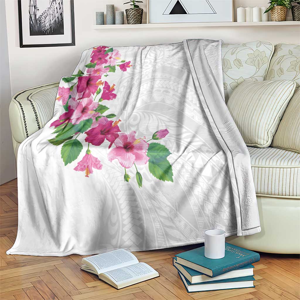 Hawaiian Hibiscus and Art Polynesian Tattoo Blanket White Color