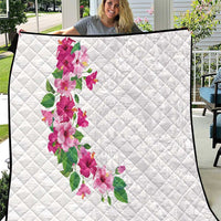 Hawaiian Hibiscus and Art Polynesian Tattoo Quilt White Color