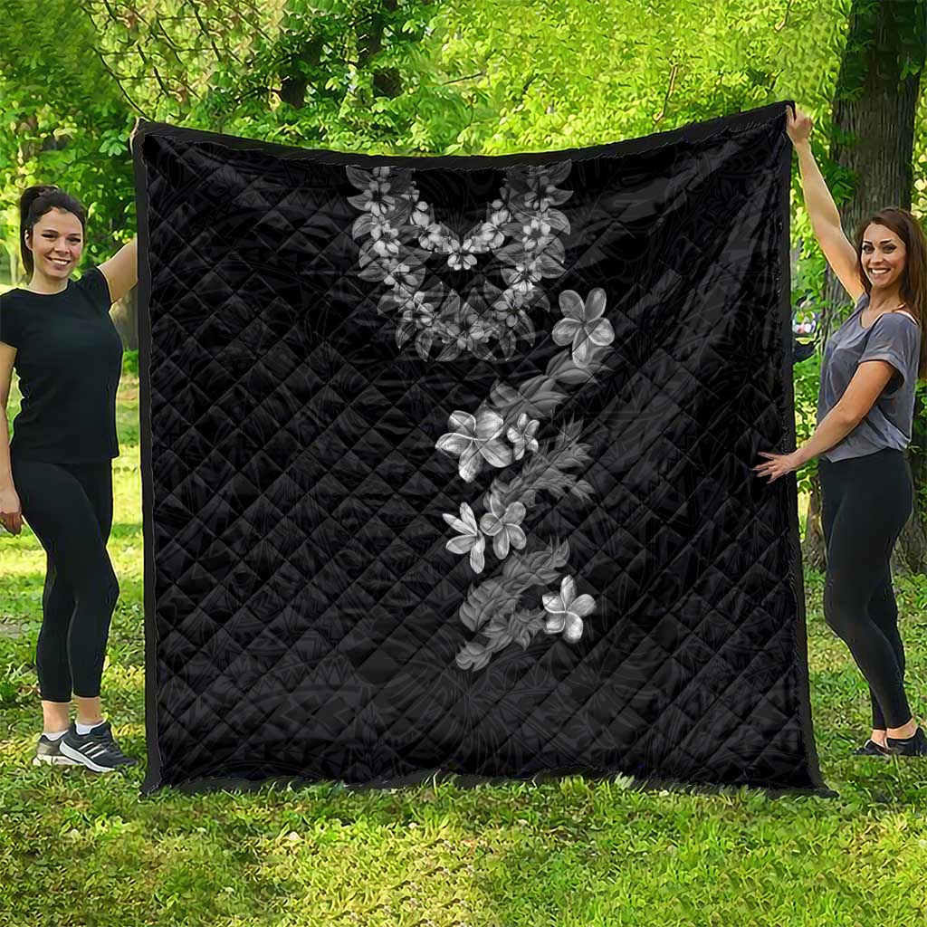 Hawaiian Lei Plumeria and Tropical Leaves Quilt Watercolor Style-Grayscale